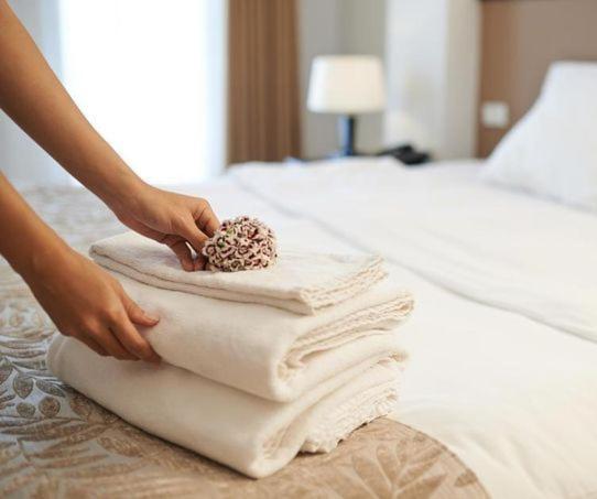 Deluxe Hotel Talara - A 5 Minutos Del Aeropuerto Y Plaza De Armas Bagian luar foto