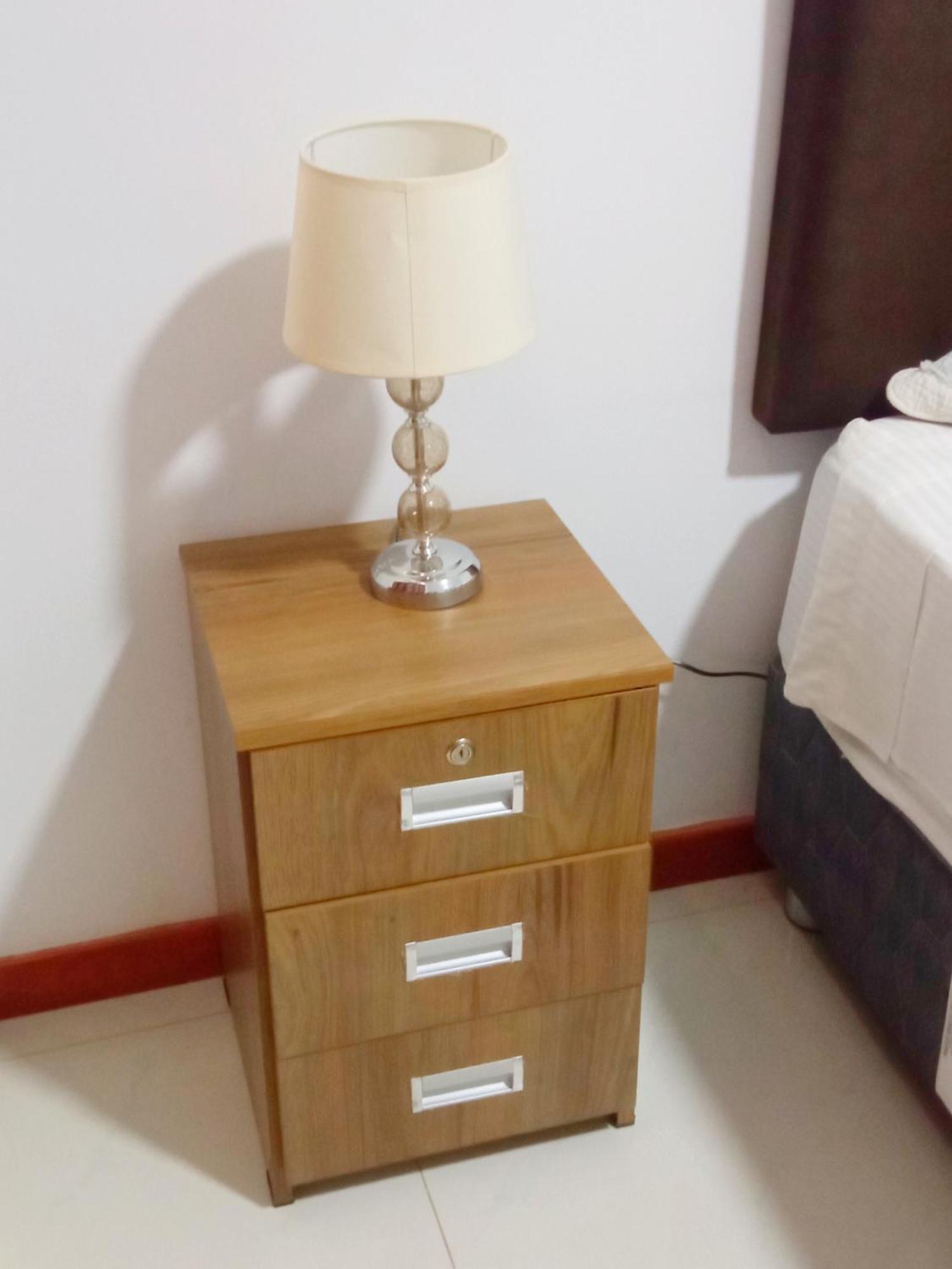 Deluxe Hotel Talara - A 5 Minutos Del Aeropuerto Y Plaza De Armas Ruang foto